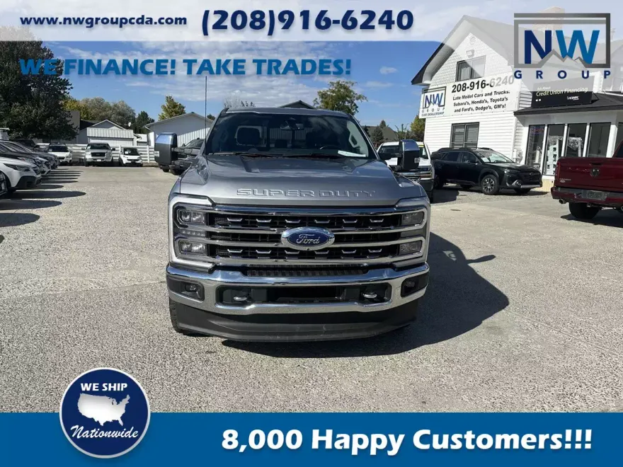 2023 Ford F-350 Lariat photo 1
