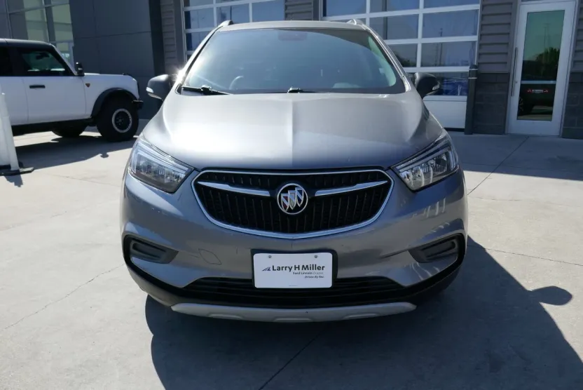 2020 Buick Encore Preferred photo 1