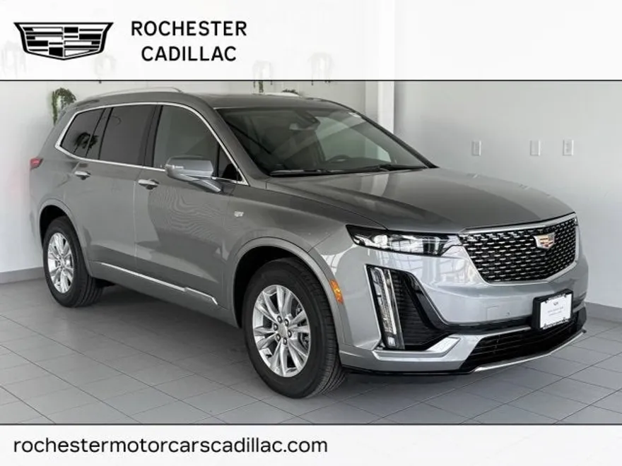 2025 Cadillac XT6 Luxury photo 1