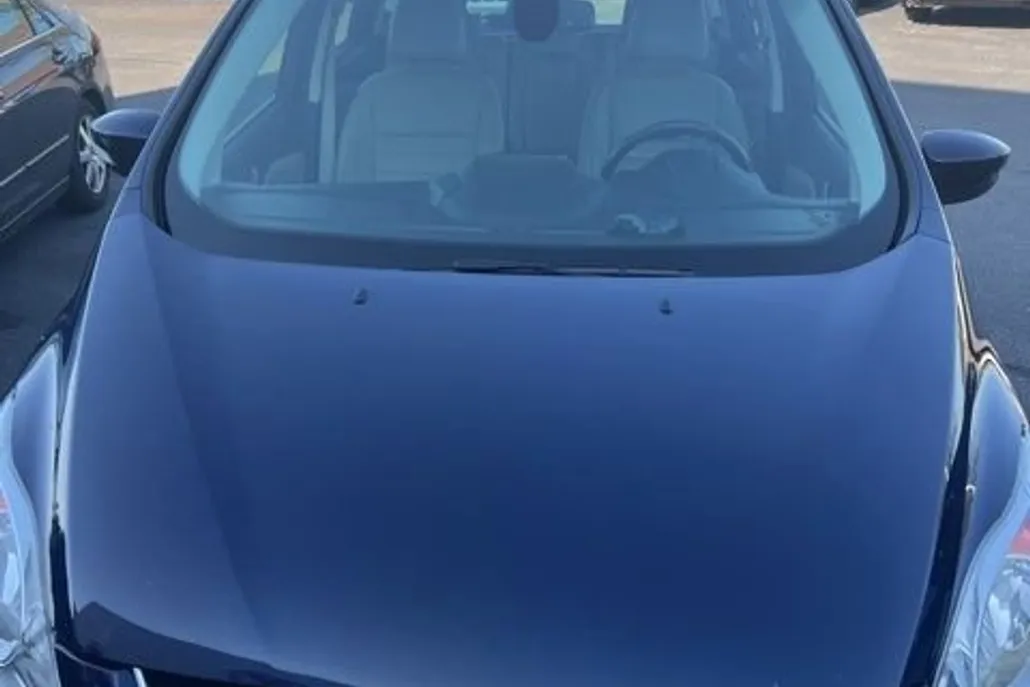 2016 Ford C-Max Hybrid SEL photo 1