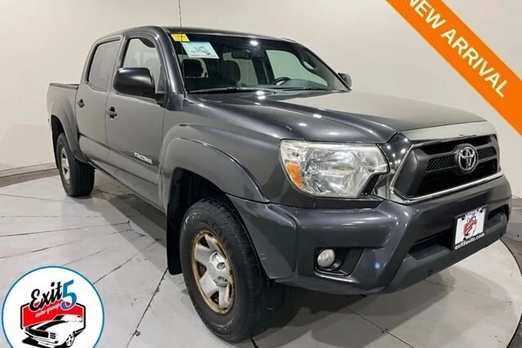2013 Toyota Tacoma Base V6 photo 1