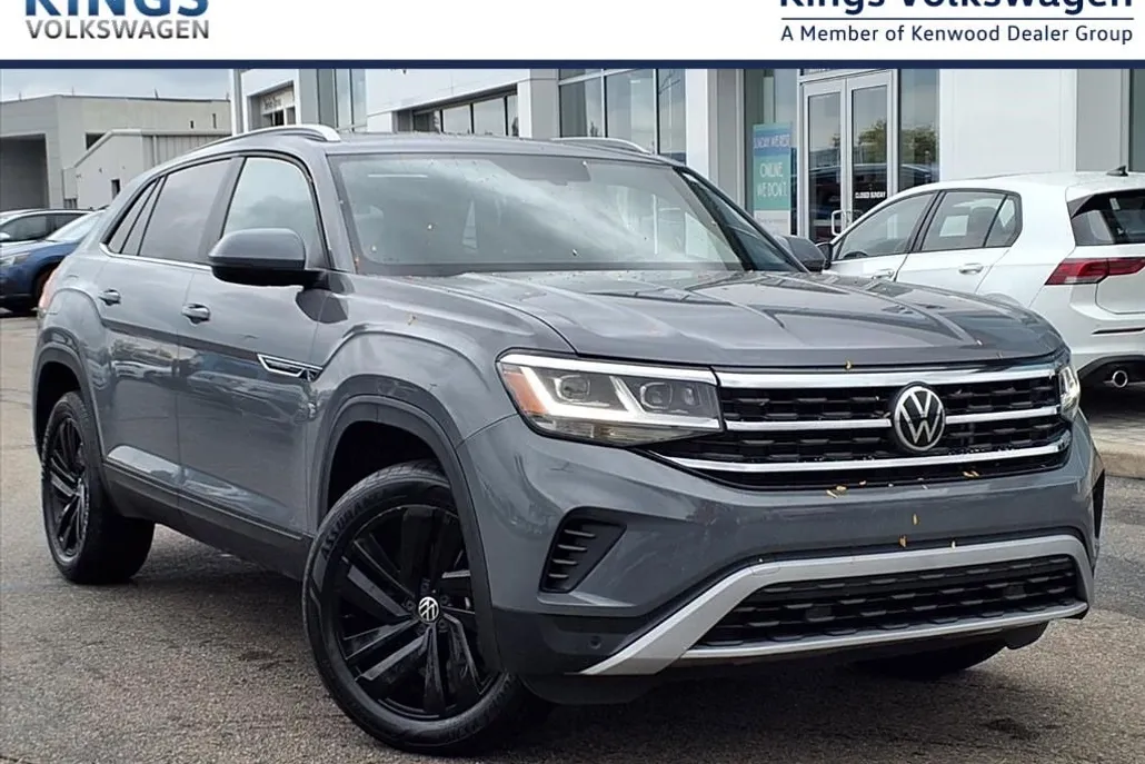 2022 Volkswagen Atlas Cross Sport V6 SE Technology photo 1