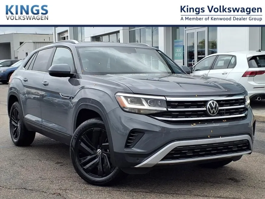 2022 Volkswagen Atlas Cross Sport V6 SE Technology photo 1