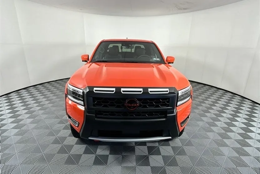 2025 Nissan Frontier PRO-4X photo 1