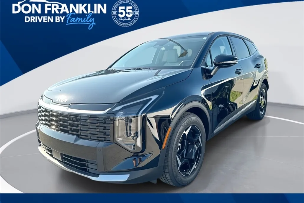 2026 Kia Sportage EX photo 1