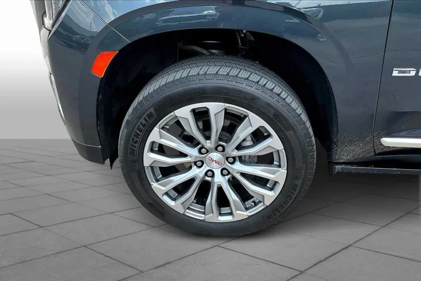 2021 Gmc Yukon Denali photo 1
