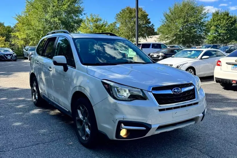 2017 Subaru Forester 2.5i Touring photo 1