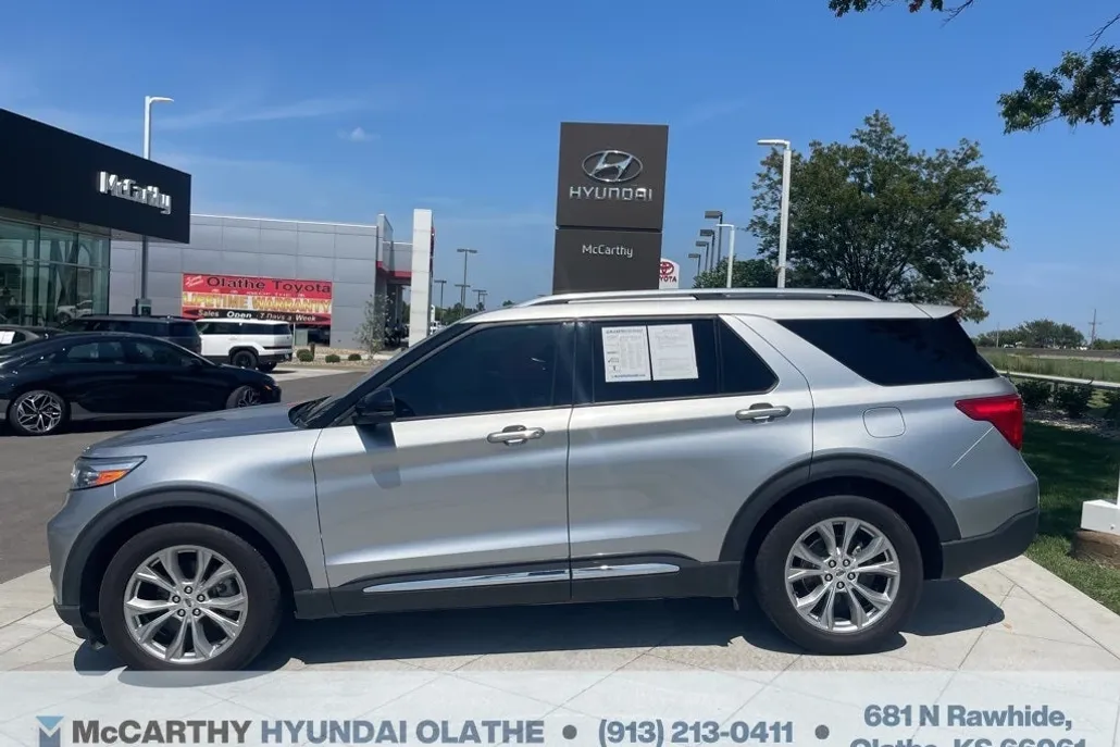 2020 Ford Explorer Limited photo 1