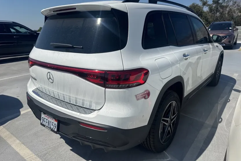 2023 Mercedes Benz EQB 250+ photo 1