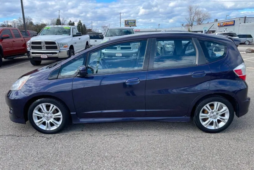 2009 Honda Fit Sport photo 1