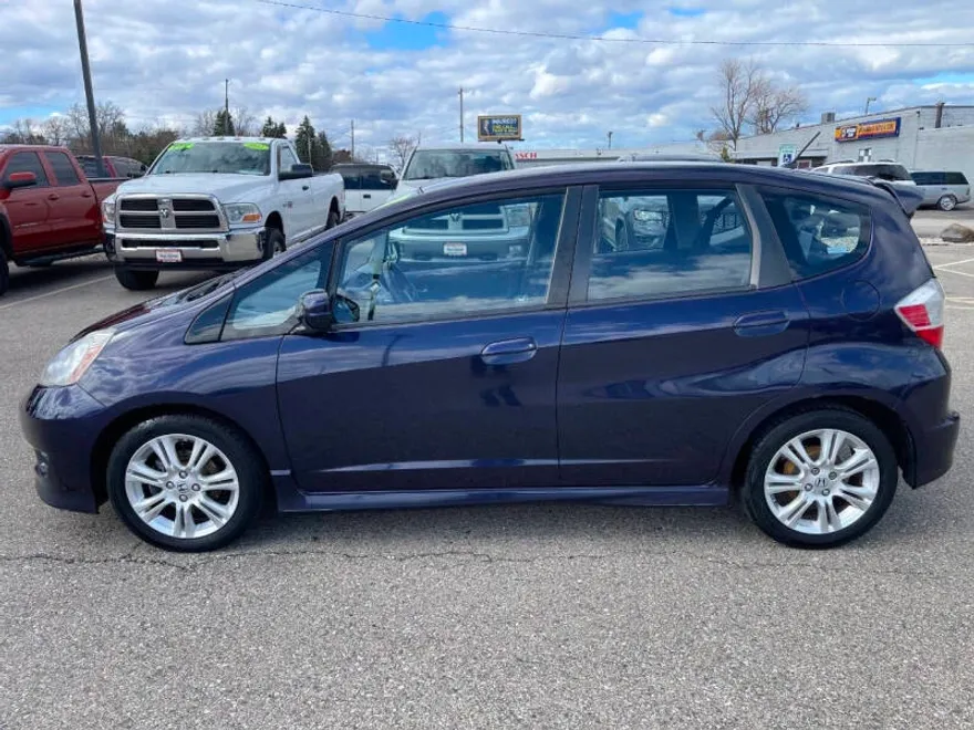 2009 Honda Fit Sport photo 1