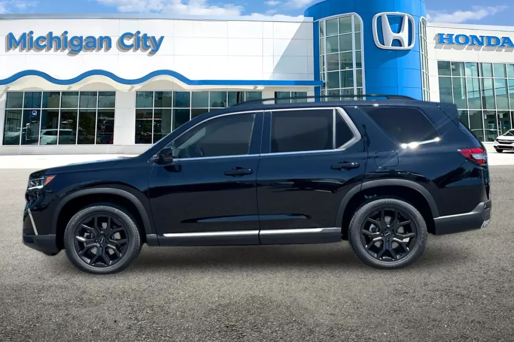 2025 Honda Pilot Touring photo 1