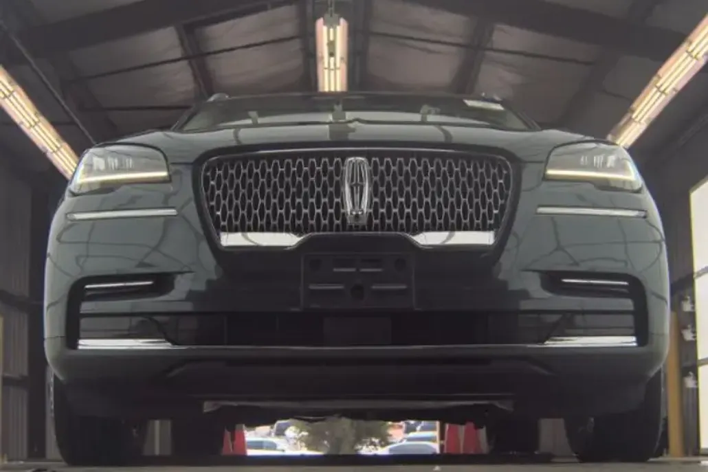 2023 Lincoln Aviator Reserve photo 1