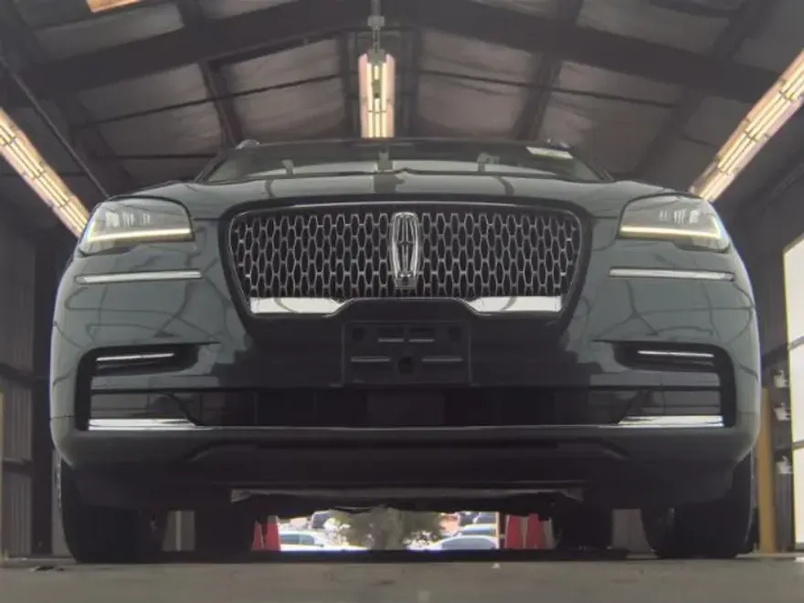 2023 Lincoln Aviator Reserve photo 1