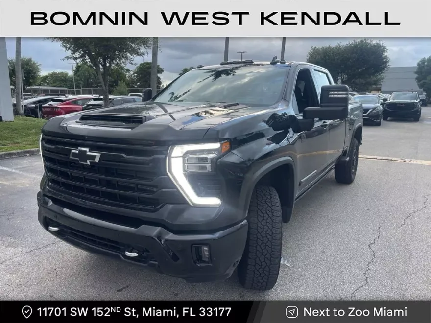 2025 Chevrolet Silverado 2500HD High Country photo 1