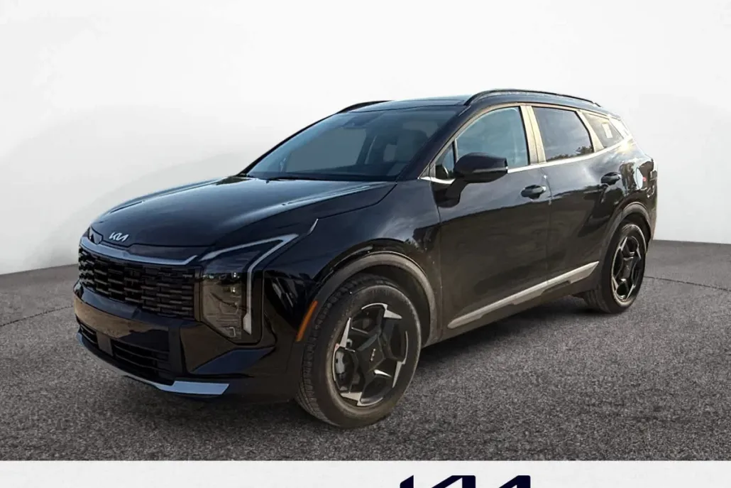 2026 Kia Sportage EX photo 1