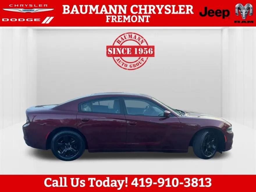 2021 Dodge Charger SXT photo 1