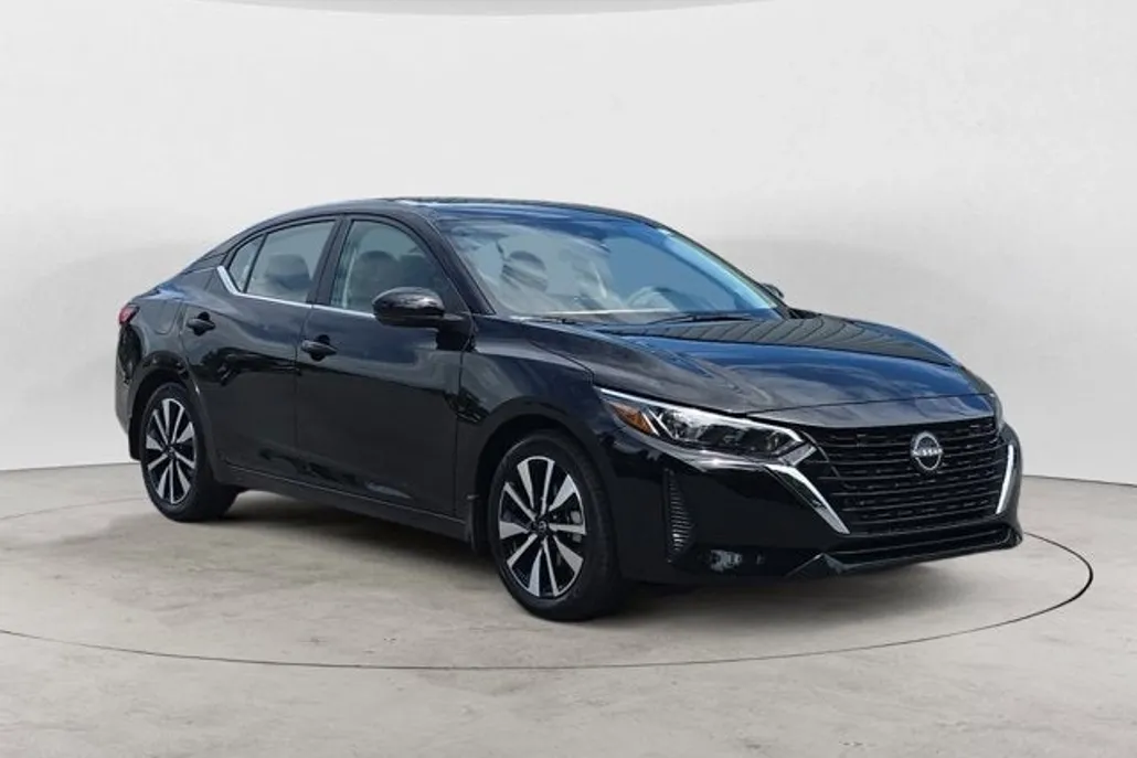 2025 Nissan Sentra SV photo 1