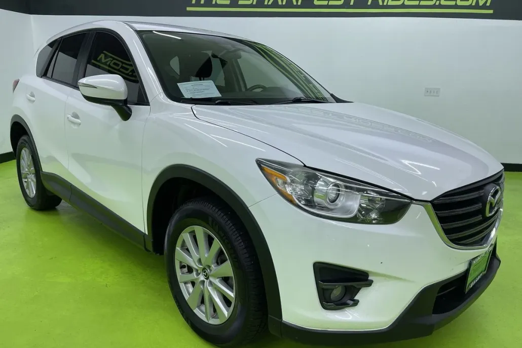 2016 Mazda CX-5 Touring photo 1