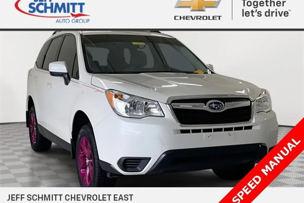 2016 Subaru Forester 2.5i Premium photo 1
