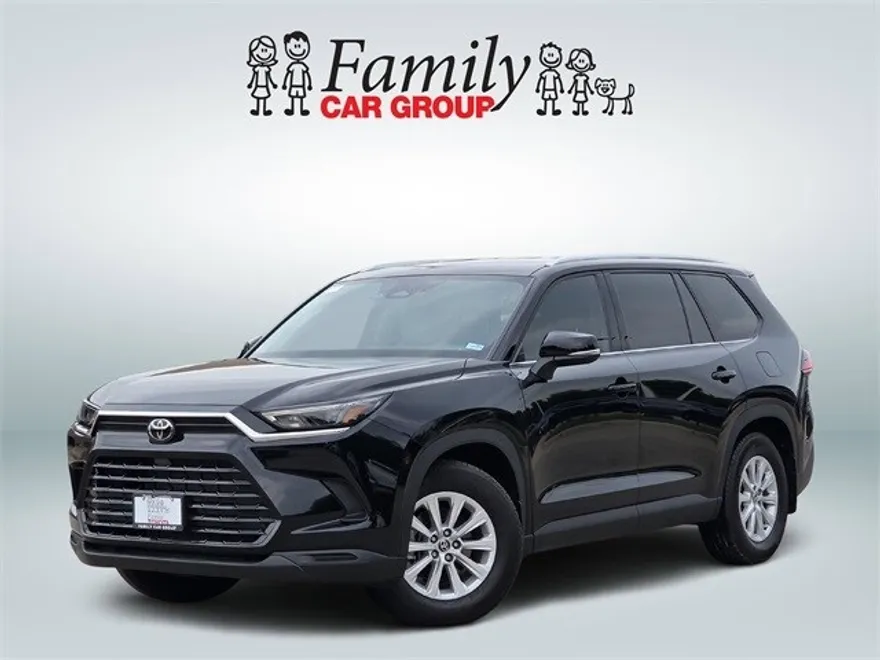 2024 Toyota Grand Highlander XLE photo 1