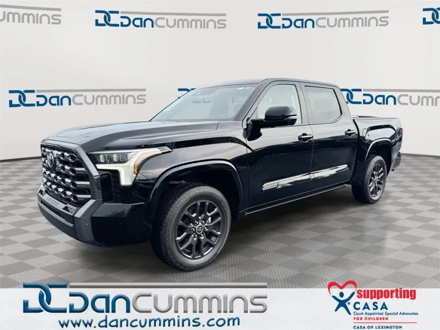 2022 Toyota Tundra Platinum photo 1