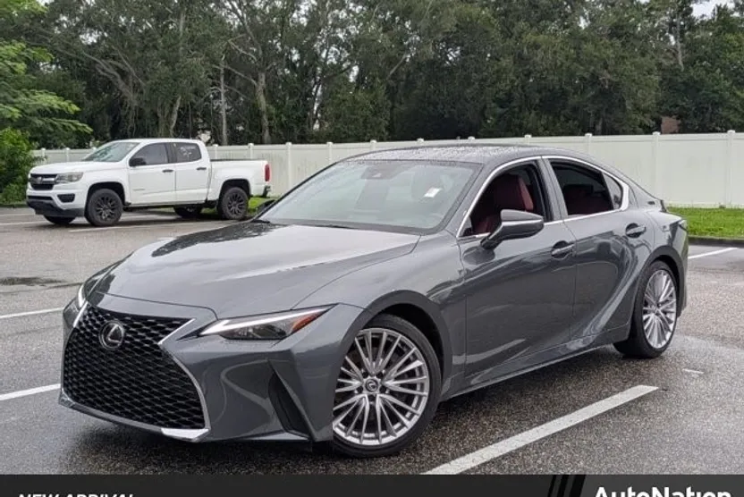 2024 Lexus IS 300 photo 1