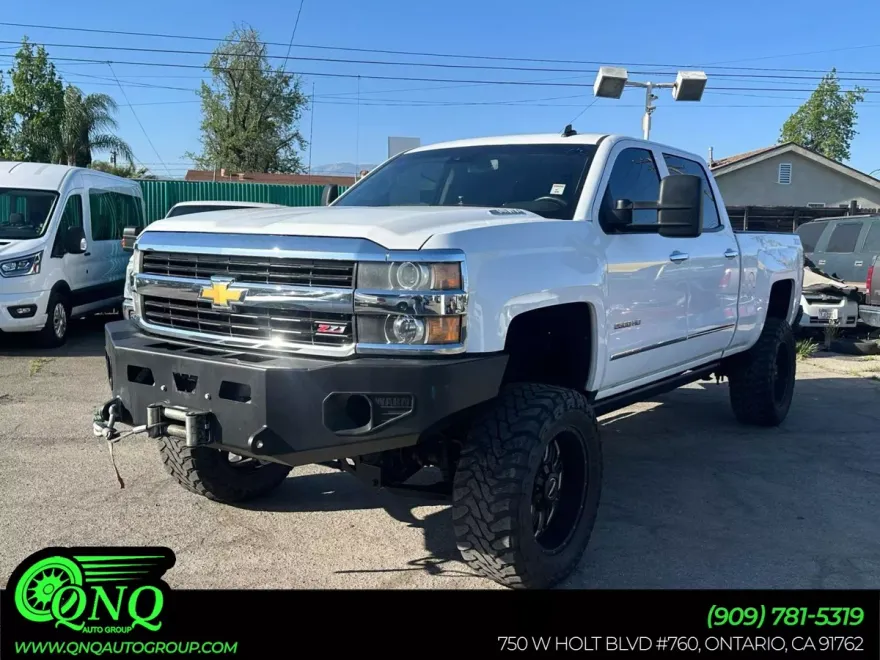 2015 Chevrolet Silverado 2500HD LTZ photo 1