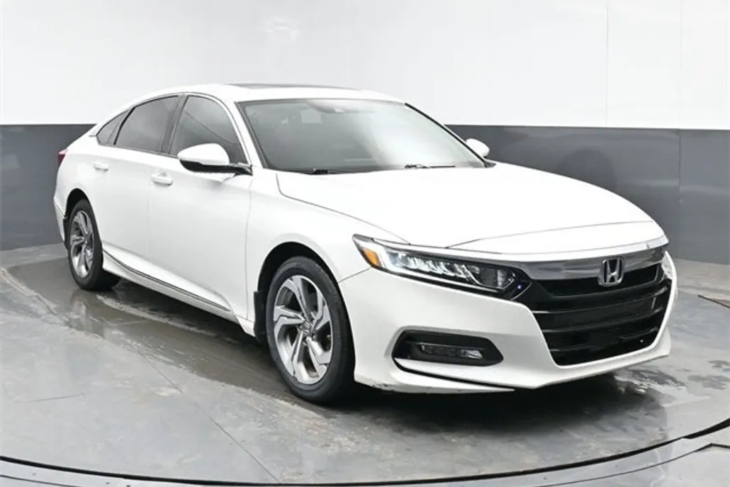 2020 Honda Accord EX-L 2.0T photo 1