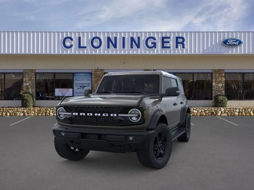 2025 Ford Bronco Outer Banks photo 1