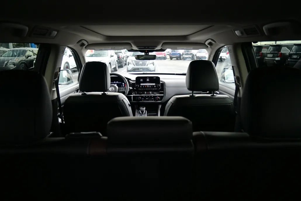 2024 Nissan Pathfinder Platinum photo 1