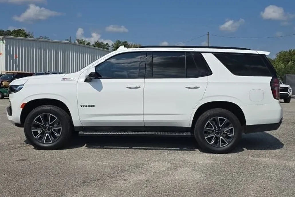 2023 Chevrolet Tahoe Z71 photo 1