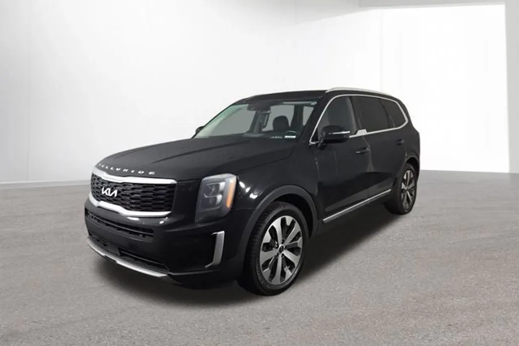 2022 Kia Telluride EX photo 1