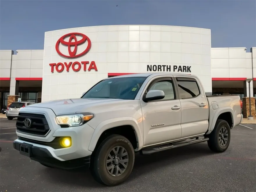 2023 Toyota Tacoma SR5 photo 1