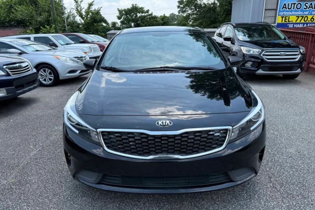 2017 Kia Forte LX Base photo 1