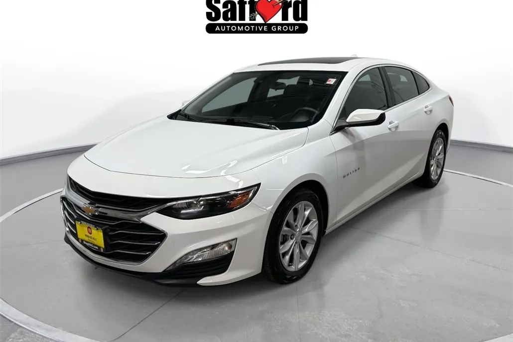 2024 Chevrolet Malibu 1LT photo 1