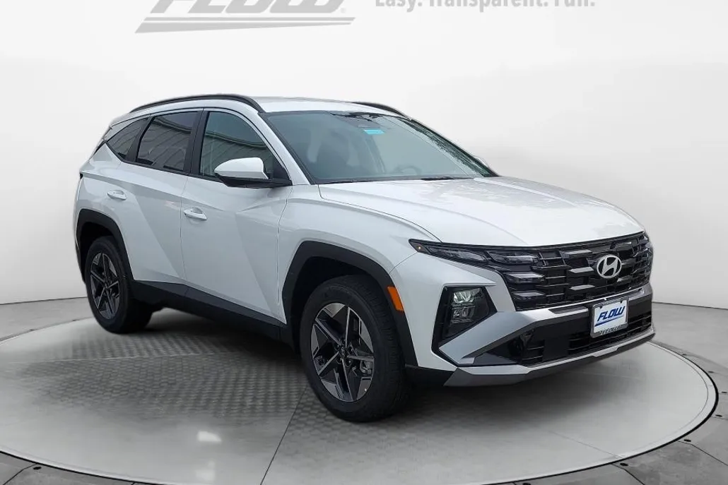2026 Hyundai Tucson SEL photo 1
