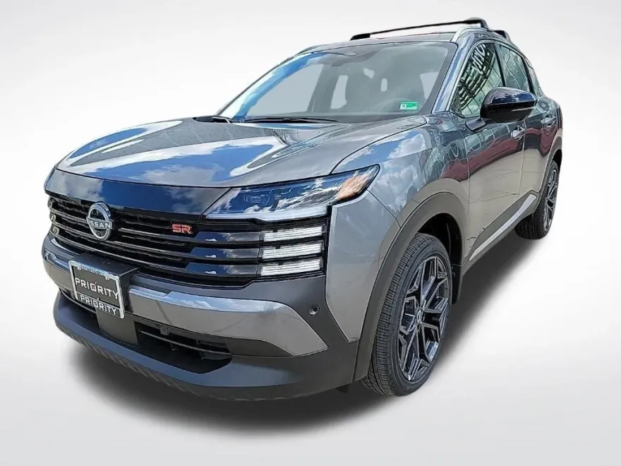 2026 Nissan Kicks SR photo 1