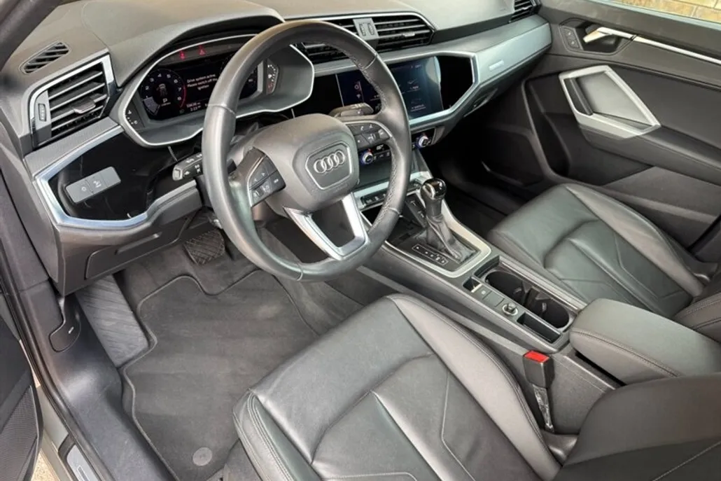 2021 Audi Q3 S line Premium Plus photo 1
