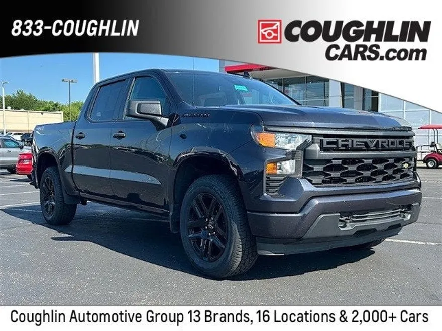 2023 Chevrolet Silverado 1500 Custom photo 1