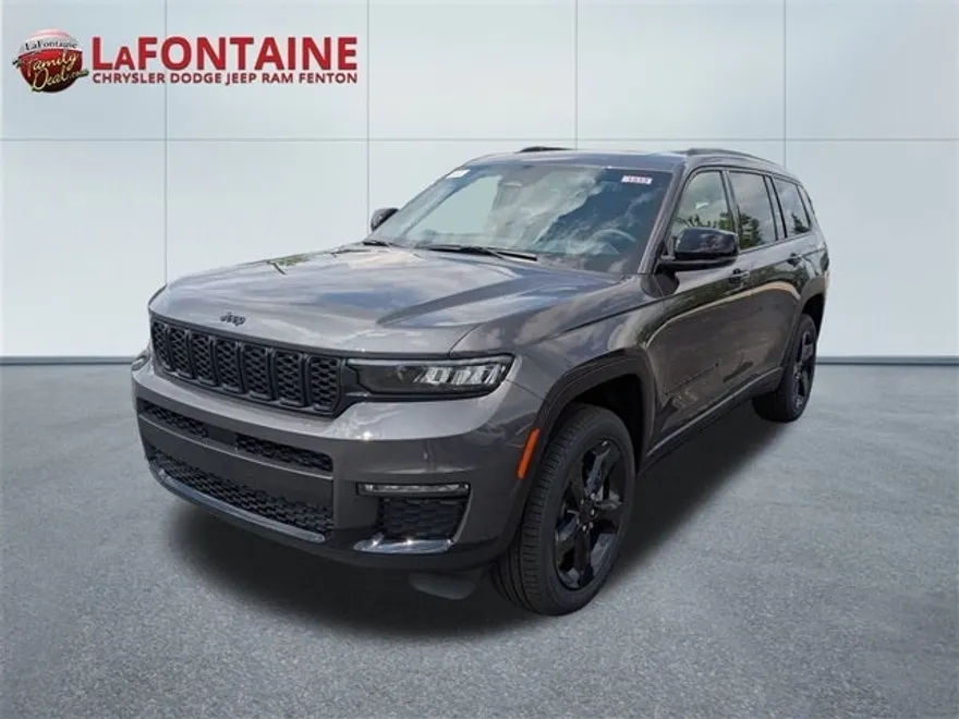 2025 Jeep Grand Cherokee Limited photo 1