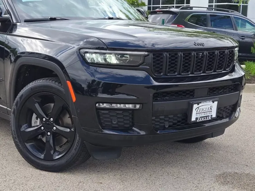 2022 Jeep Grand Cherokee Limited photo 1