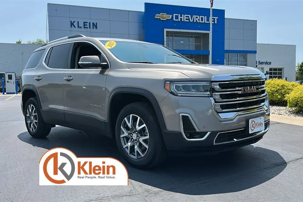 2023 Gmc Acadia SLT photo 1