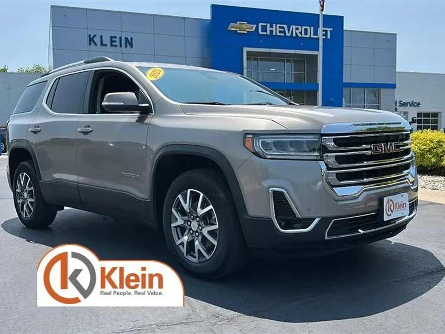 2023 Gmc Acadia SLT photo 1