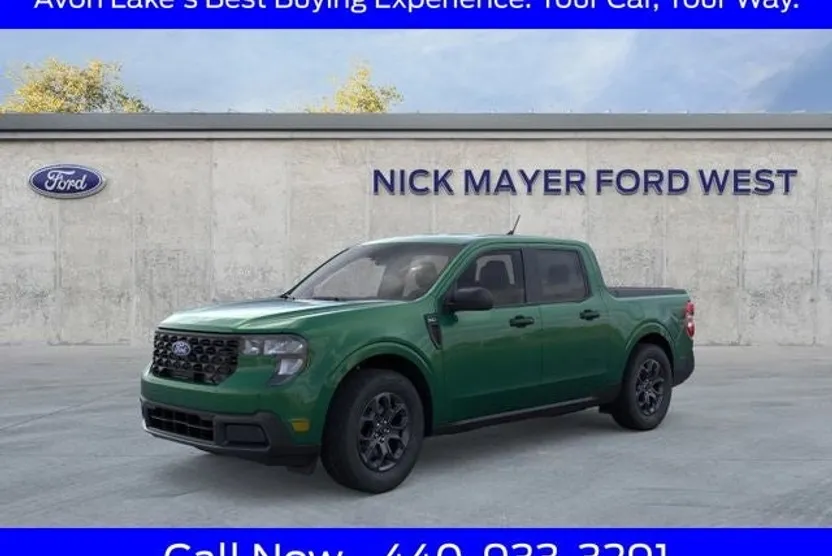 2025 Ford Maverick XLT photo 1