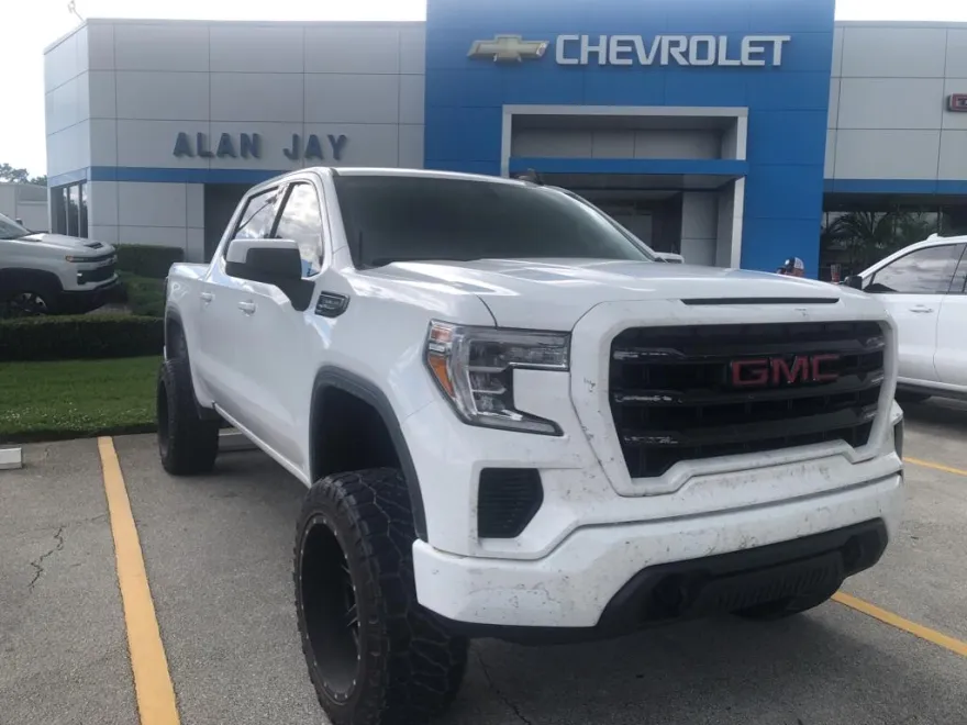 2019 Gmc Sierra 1500 SLE photo 1