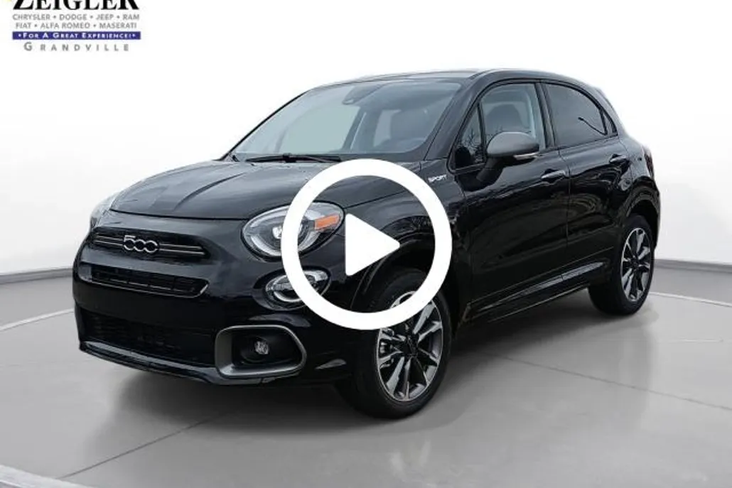 2023 Fiat 500X Sport photo 1