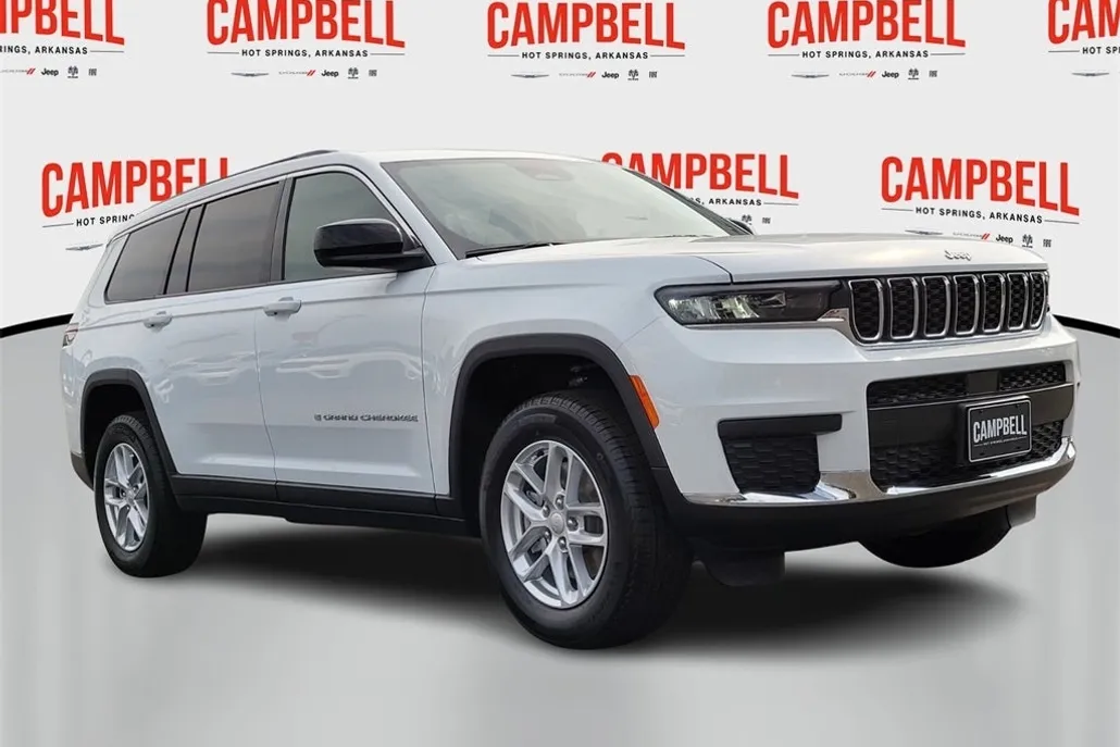 2025 Jeep Grand Cherokee Laredo photo 1