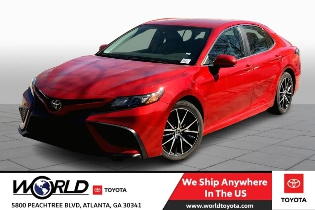 2021 Toyota Camry SE photo 1