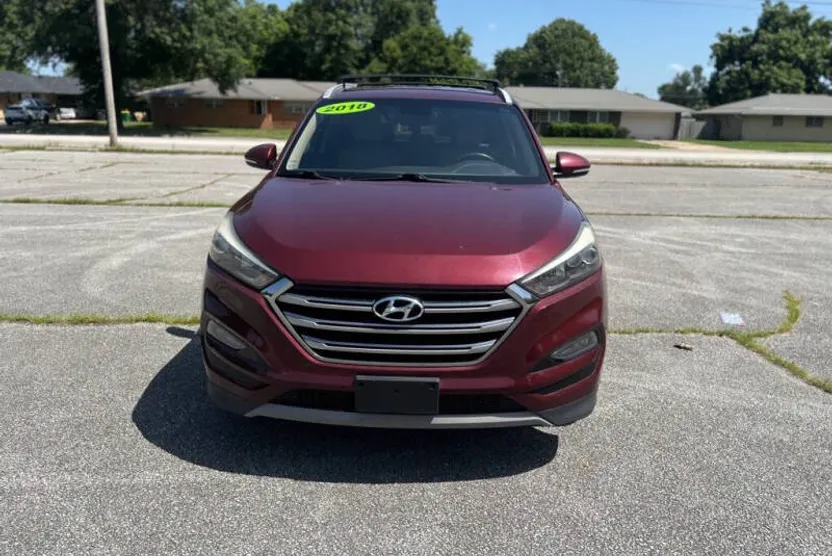 2018 Hyundai Tucson Value photo 1